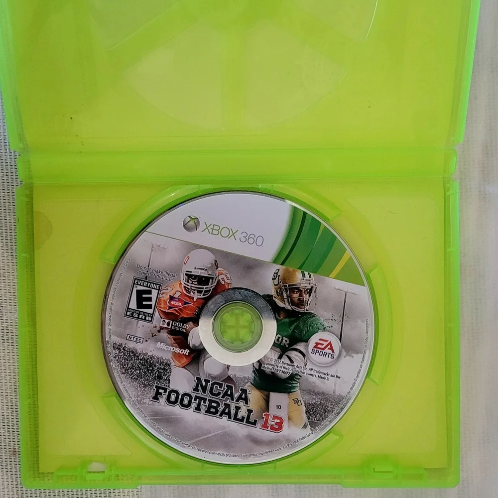 NCAA FOOTBALL 13 XBOX 360 Game Microsoft